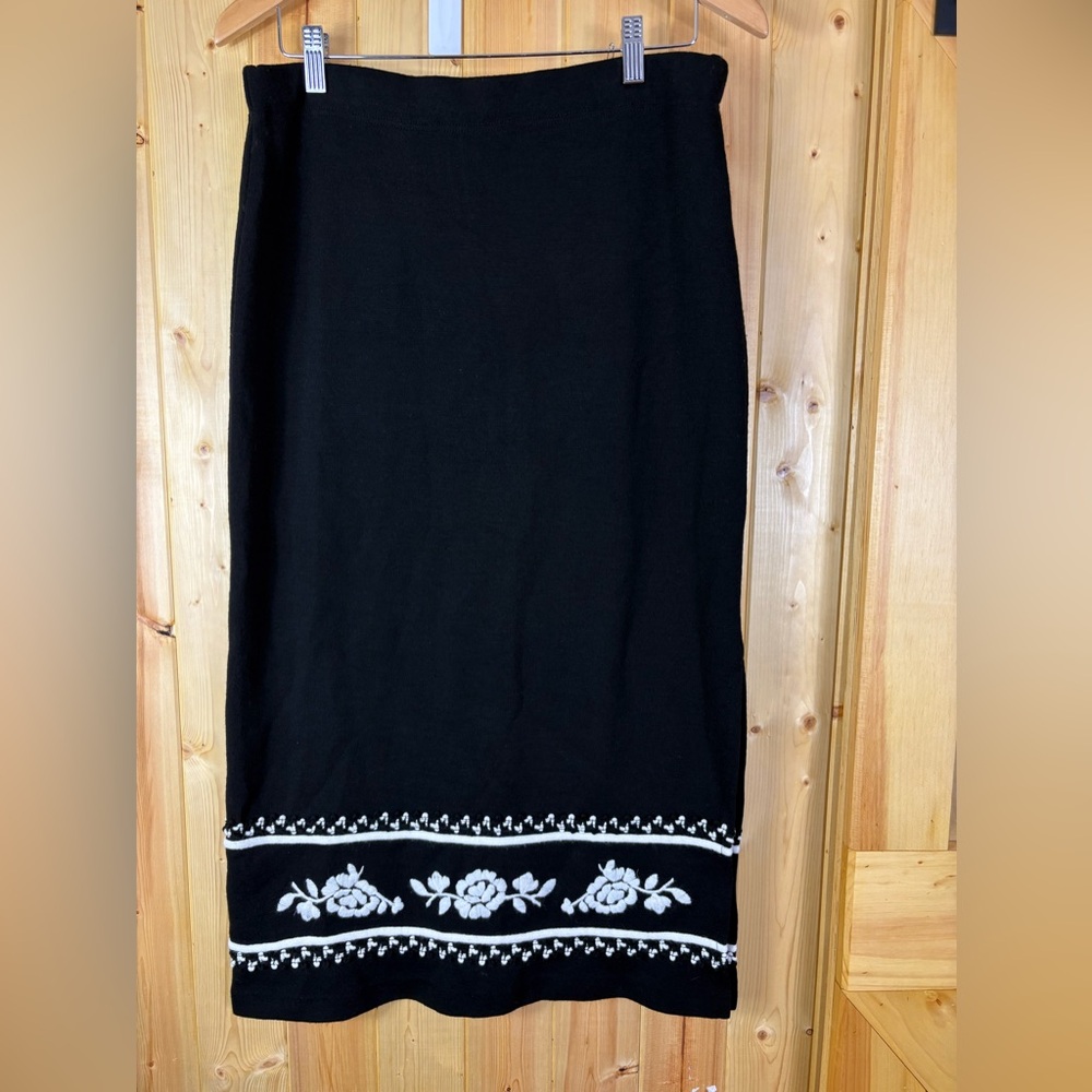 Lemmie Nina Leonard Skirt Pull On Floral Embroidered Wool Blend Small Romania
